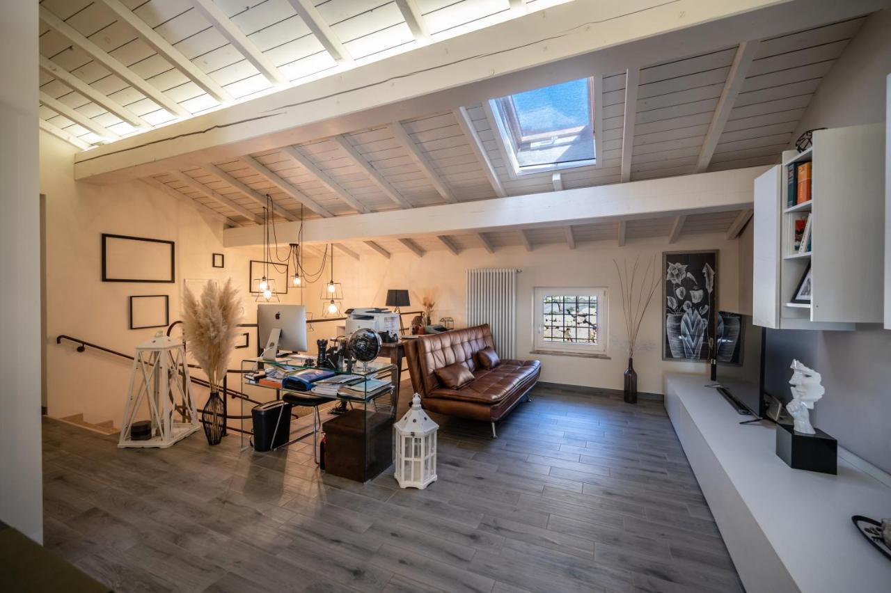 Agriturismo Maison 1933 カプリーノ・ヴェロネーゼ エクステリア 写真