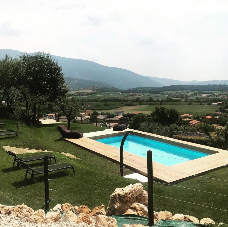 Agriturismo Maison 1933 カプリーノ・ヴェロネーゼ エクステリア 写真